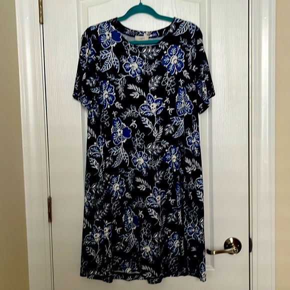 LOFT Dresses & Skirts - Loft Short Sleeve Dress